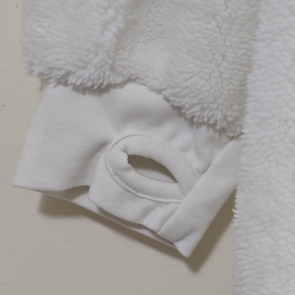 Sanrio Cinnamoroll Star Sherpa Romper Junior Size XL - Picture 9 of 14